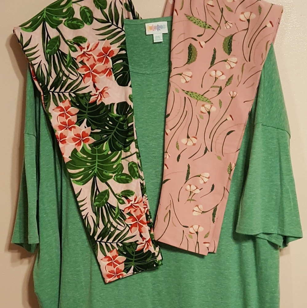 LulaRoe 3pcs 2 outfits 2X Irma 2-TC leggings palms
